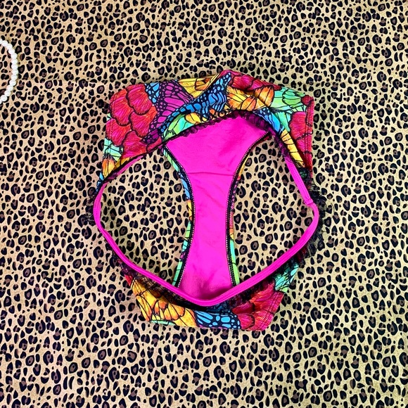 XOXO | Butterfly Bikini Set - Picture 5 of 7